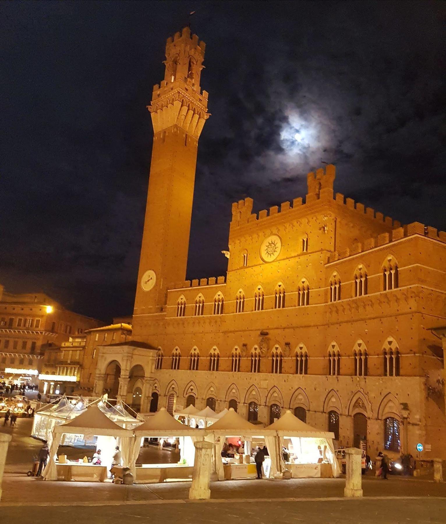 Bnb Residenza D Epoca Il Casato Siena Bagian luar foto